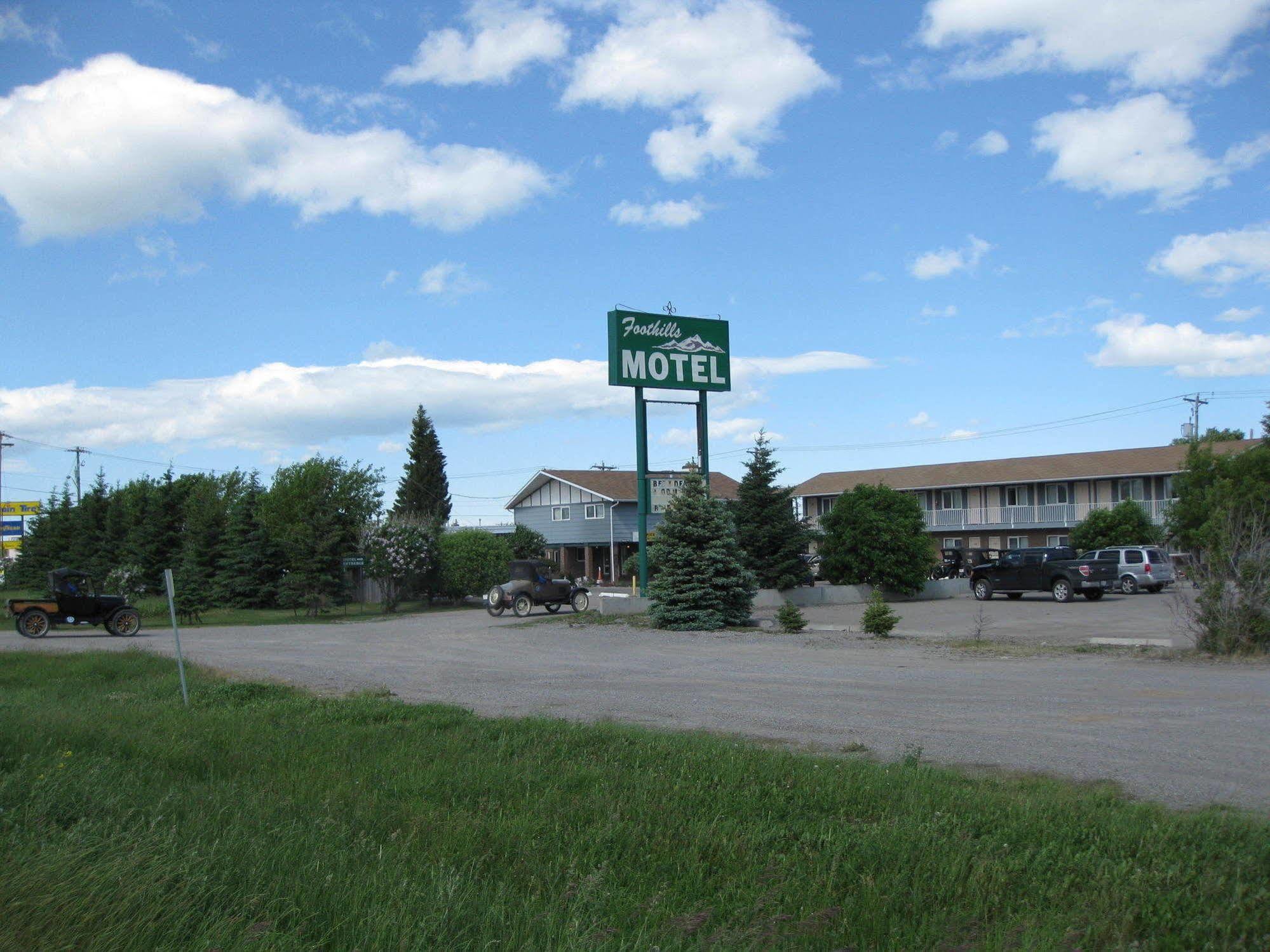 Econo Lodge Inn & Suites Pincher Creek Buitenkant foto